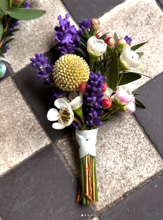 Bespoke Corsages & Buttonholes
